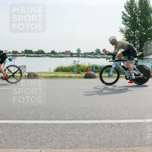 15.06.2025 - 27. Vierlanden-Triathlon H.Heesch http://msf.ph/oto/8020514 15.06.2025 09:47:44 Radfahren 50, 227 meine-sportfotos.de