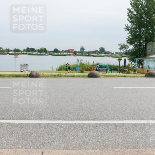 15.06.2025 - 27. Vierlanden-Triathlon H.Heesch http://msf.ph/oto/8020519 15.06.2025 11:16:26 Radfahren 45, 603, 717, 794, 805 meine-sportfotos.de