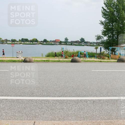 21.06.2025 - 27. Vierlanden-Triathlon H.Heesch http://msf.ph/oto/8020592 15.06.2025 12:04:17 Radfahren 19, 880, 932 meine-sportfotos.de