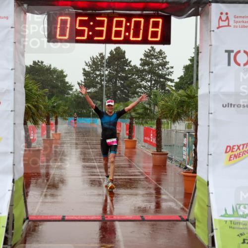 15.06.2025 - 7 Türme Triathlon Michael Strokosch http://msf.ph/oto/8020619 15.06.2025 15:38:08 Ziel 218 meine-sportfotos.de