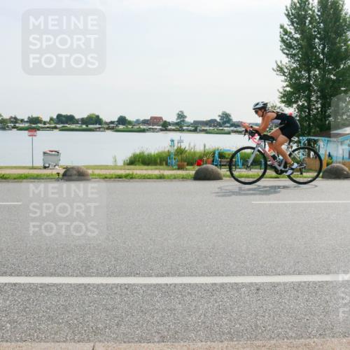 15.06.2025 - 27. Vierlanden-Triathlon H.Heesch http://msf.ph/oto/8020644 15.06.2025 09:48:20 Radfahren 64, 206 meine-sportfotos.de