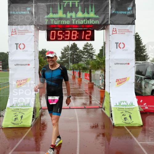 15.06.2025 - 7 Türme Triathlon Michael Strokosch http://msf.ph/oto/8020753 15.06.2025 15:38:12 Ziel 218 meine-sportfotos.de