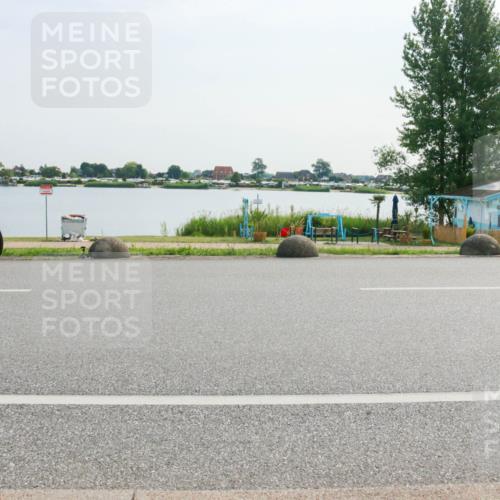 15.06.2025 - 27. Vierlanden-Triathlon H.Heesch http://msf.ph/oto/8020849 15.06.2025 09:50:30 Radfahren 8, 200 meine-sportfotos.de