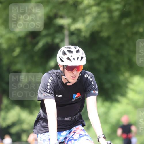 15.06.2025 - 7 Türme Triathlon Yannick Fuchs http://msf.ph/oto/8020870 15.06.2025 13:33:10 Radfahren 736, 927, 989, 1152 meine-sportfotos.de