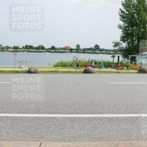 21.06.2025 - 27. Vierlanden-Triathlon H.Heesch http://msf.ph/oto/8020965 15.06.2025 12:04:28 Radfahren 725, 833, 901, 904, 954 meine-sportfotos.de