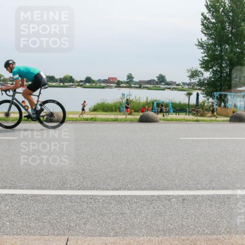 15.06.2025 - 27. Vierlanden-Triathlon H.Heesch http://msf.ph/oto/8021155 15.06.2025 11:16:35 Radfahren 953 meine-sportfotos.de
