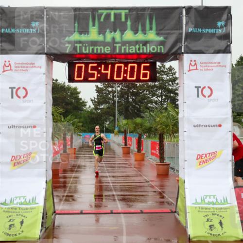 15.06.2025 - 7 Türme Triathlon Michael Strokosch http://msf.ph/oto/8021165 15.06.2025 15:40:06 Ziel 271 meine-sportfotos.de