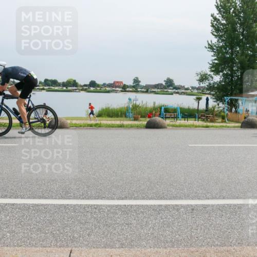 15.06.2025 - 27. Vierlanden-Triathlon H.Heesch http://msf.ph/oto/8021176 15.06.2025 11:16:39 Radfahren 204, 478, 797, 828, 953 meine-sportfotos.de