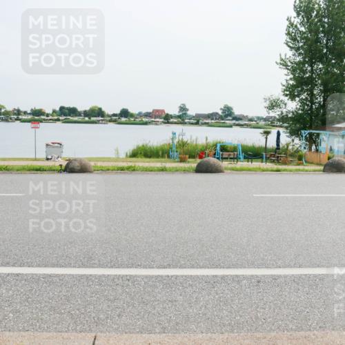 15.06.2025 - 27. Vierlanden-Triathlon H.Heesch http://msf.ph/oto/8021181 15.06.2025 10:27:14 Radfahren 227, 586 meine-sportfotos.de