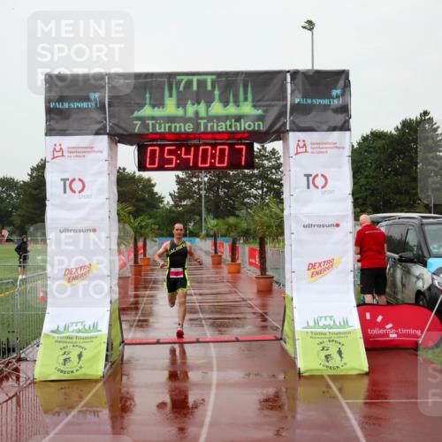 15.06.2025 - 7 Türme Triathlon Michael Strokosch http://msf.ph/oto/8021207 15.06.2025 15:40:07 Ziel 271 meine-sportfotos.de