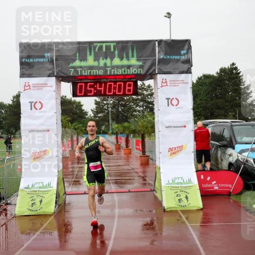 15.06.2025 - 7 Türme Triathlon Michael Strokosch http://msf.ph/oto/8021239 15.06.2025 15:40:08 Ziel 271 meine-sportfotos.de