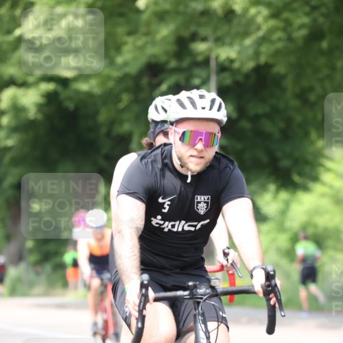 15.06.2025 - 7 Türme Triathlon Yannick Fuchs http://msf.ph/oto/8021316 15.06.2025 13:33:26 Radfahren 774, 775, 797, 956, 1144 meine-sportfotos.de