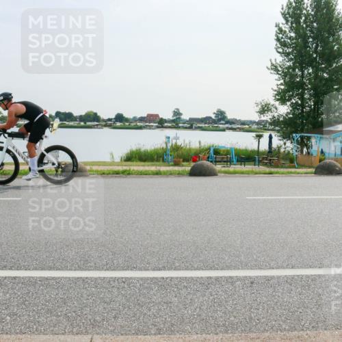 15.06.2025 - 27. Vierlanden-Triathlon H.Heesch http://msf.ph/oto/8021398 15.06.2025 09:51:53 Radfahren 69, 85, 120, 176, 205 meine-sportfotos.de