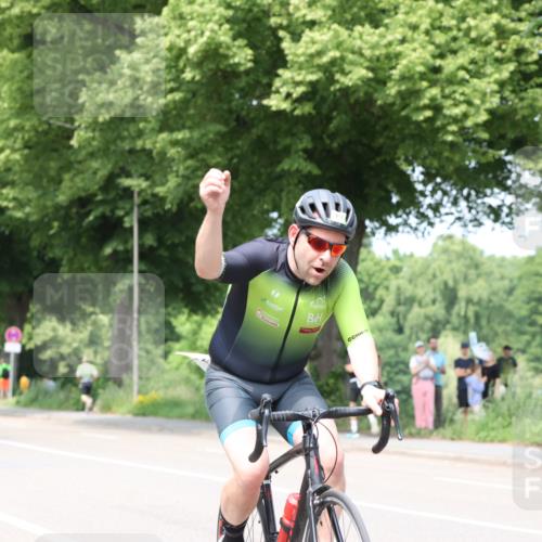 15.06.2025 - 7 Türme Triathlon Yannick Fuchs http://msf.ph/oto/8021501 15.06.2025 13:33:29 Radfahren 534, 774, 775, 797, 956 meine-sportfotos.de