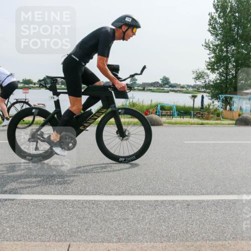 15.06.2025 - 27. Vierlanden-Triathlon H.Heesch http://msf.ph/oto/8021546 15.06.2025 10:27:26 Radfahren 165, 176, 492, 549 meine-sportfotos.de