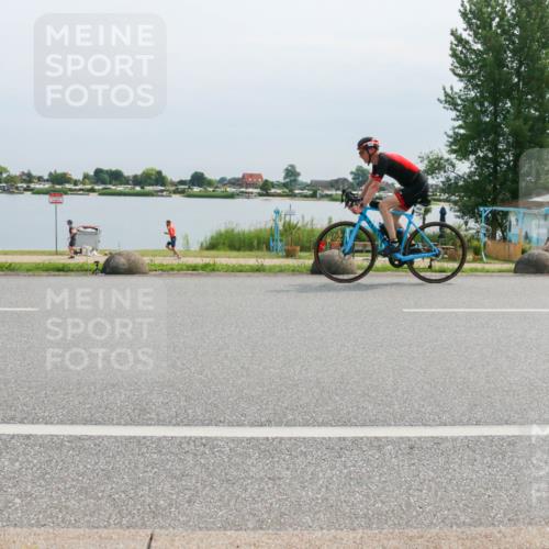 15.06.2025 - 27. Vierlanden-Triathlon H.Heesch http://msf.ph/oto/8021595 15.06.2025 11:16:40 Radfahren 204, 478, 797, 828, 953 meine-sportfotos.de