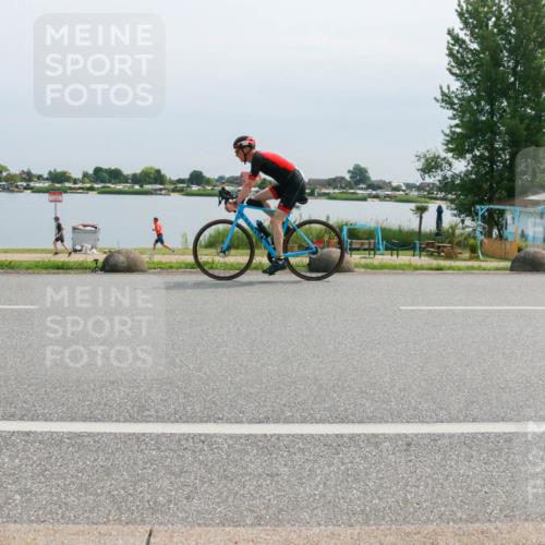 15.06.2025 - 27. Vierlanden-Triathlon H.Heesch http://msf.ph/oto/8021611 15.06.2025 11:16:40 Radfahren 204, 478, 797, 828, 953 meine-sportfotos.de