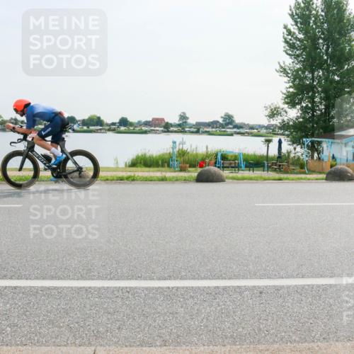 15.06.2025 - 27. Vierlanden-Triathlon H.Heesch http://msf.ph/oto/8021620 15.06.2025 09:53:00 Radfahren 61, 88 meine-sportfotos.de