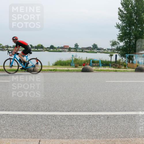 15.06.2025 - 27. Vierlanden-Triathlon H.Heesch http://msf.ph/oto/8021626 15.06.2025 11:16:40 Radfahren 204, 478, 797, 828, 953 meine-sportfotos.de