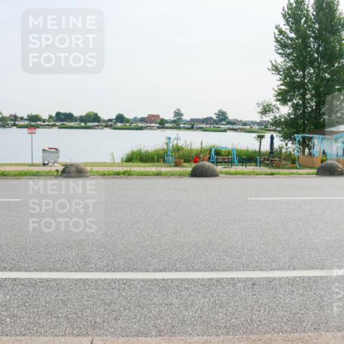 15.06.2025 - 27. Vierlanden-Triathlon H.Heesch http://msf.ph/oto/8021648 15.06.2025 09:53:14 Radfahren 222 meine-sportfotos.de