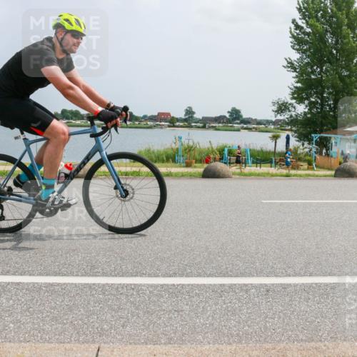 21.06.2025 - 27. Vierlanden-Triathlon H.Heesch http://msf.ph/oto/8021828 15.06.2025 12:05:31 Radfahren 931, 957, 989, 990, 991, 992, 993 meine-sportfotos.de