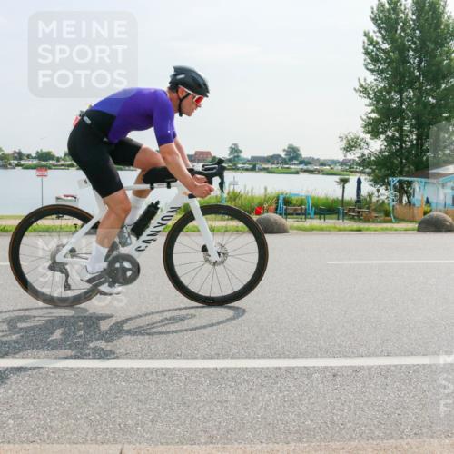 15.06.2025 - 27. Vierlanden-Triathlon H.Heesch http://msf.ph/oto/8021884 15.06.2025 09:55:48 Radfahren 5 meine-sportfotos.de