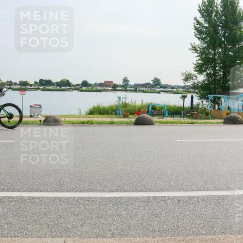 15.06.2025 - 27. Vierlanden-Triathlon H.Heesch http://msf.ph/oto/8021996 15.06.2025 09:56:31 Radfahren 151, 218 meine-sportfotos.de
