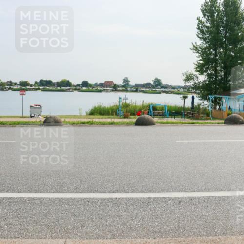 15.06.2025 - 27. Vierlanden-Triathlon H.Heesch http://msf.ph/oto/8022043 15.06.2025 09:57:01 Radfahren 26, 292 meine-sportfotos.de