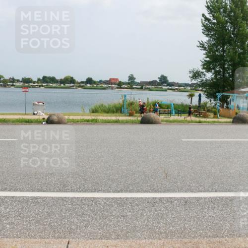 21.06.2025 - 27. Vierlanden-Triathlon H.Heesch http://msf.ph/oto/8022048 15.06.2025 12:06:05 Radfahren 207, 676 meine-sportfotos.de