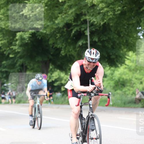 15.06.2025 - 7 Türme Triathlon Yannick Fuchs http://msf.ph/oto/8022176 15.06.2025 13:34:14 Radfahren 531, 801, 942 meine-sportfotos.de