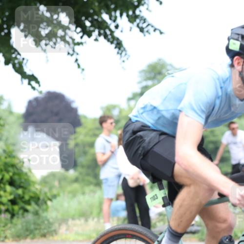 15.06.2025 - 7 Türme Triathlon Yannick Fuchs http://msf.ph/oto/8022199 15.06.2025 13:34:15 Radfahren 531, 801, 942 meine-sportfotos.de