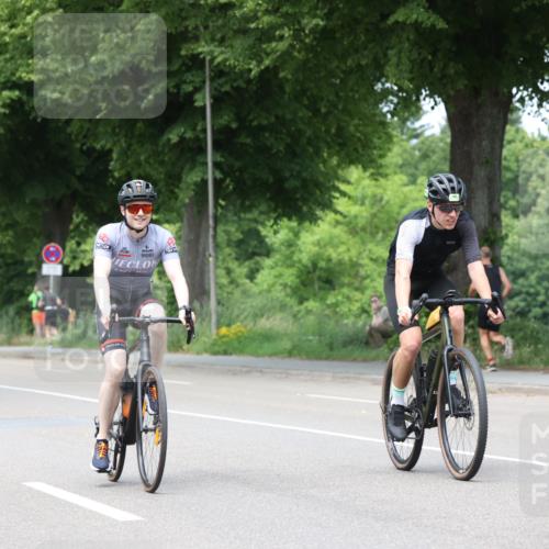 15.06.2025 - 7 Türme Triathlon Yannick Fuchs http://msf.ph/oto/8022306 15.06.2025 13:34:32 Radfahren 196, 910, 1074 meine-sportfotos.de