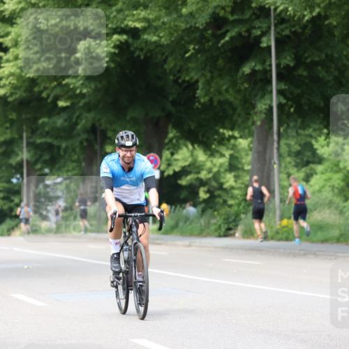 15.06.2025 - 7 Türme Triathlon Yannick Fuchs http://msf.ph/oto/8022407 15.06.2025 13:34:38 Radfahren  meine-sportfotos.de