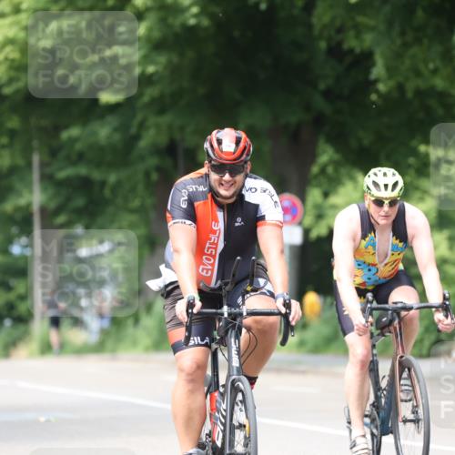 15.06.2025 - 7 Türme Triathlon Yannick Fuchs http://msf.ph/oto/8022540 15.06.2025 13:34:46 Radfahren  meine-sportfotos.de