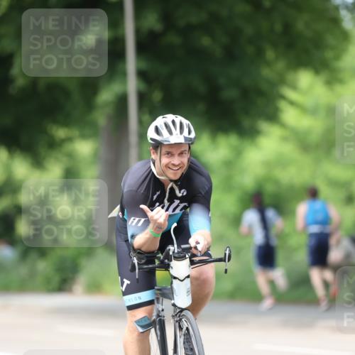 15.06.2025 - 7 Türme Triathlon Yannick Fuchs http://msf.ph/oto/8022708 15.06.2025 13:34:56 Radfahren 1186 meine-sportfotos.de