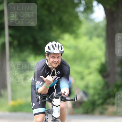 15.06.2025 - 7 Türme Triathlon Yannick Fuchs http://msf.ph/oto/8022711 15.06.2025 13:34:57 Radfahren 1186 meine-sportfotos.de