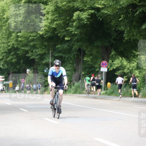 15.06.2025 - 7 Türme Triathlon Yannick Fuchs http://msf.ph/oto/8022752 15.06.2025 13:35:16 Radfahren 860 meine-sportfotos.de