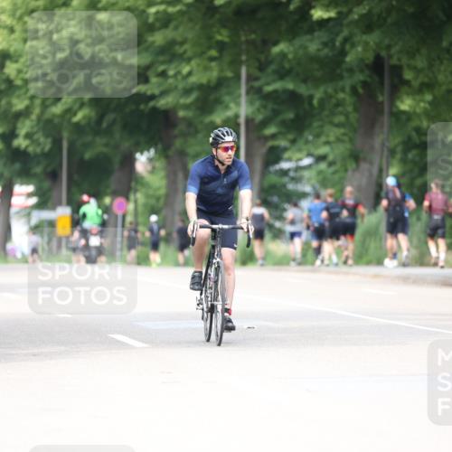 15.06.2025 - 7 Türme Triathlon Yannick Fuchs http://msf.ph/oto/8023109 15.06.2025 13:35:42 Radfahren 868, 953, 1060 meine-sportfotos.de