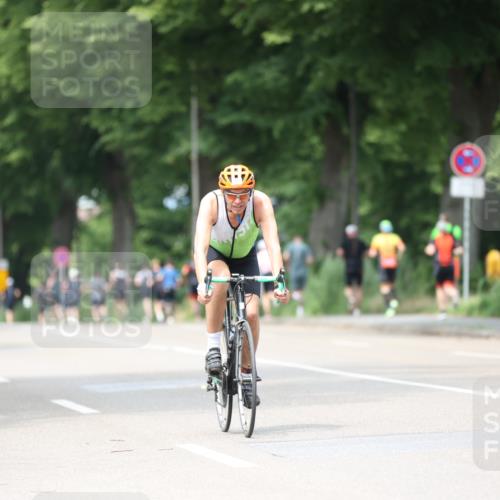 15.06.2025 - 7 Türme Triathlon Yannick Fuchs http://msf.ph/oto/8023163 15.06.2025 13:35:50 Radfahren 302, 868 meine-sportfotos.de