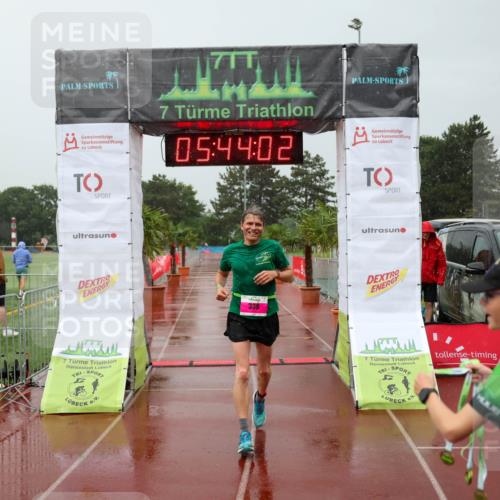 15.06.2025 - 7 Türme Triathlon Michael Strokosch http://msf.ph/oto/8023230 15.06.2025 15:44:01 Ziel 336 meine-sportfotos.de