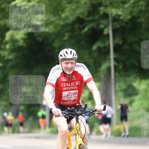 15.06.2025 - 7 Türme Triathlon Yannick Fuchs http://msf.ph/oto/8023273 15.06.2025 13:35:53 Radfahren 302, 1010 meine-sportfotos.de