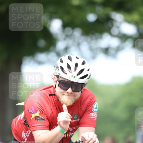 15.06.2025 - 7 Türme Triathlon Yannick Fuchs http://msf.ph/oto/8023352 15.06.2025 13:35:58 Radfahren 302, 1010 meine-sportfotos.de