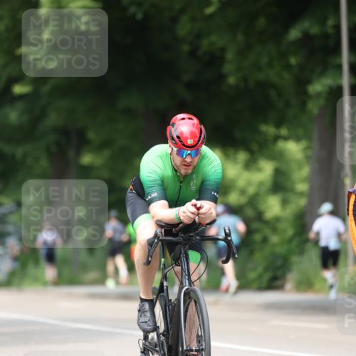 15.06.2025 - 7 Türme Triathlon Yannick Fuchs http://msf.ph/oto/8023422 15.06.2025 13:36:13 Radfahren 464, 1059, 1088, 1111, 1134 meine-sportfotos.de
