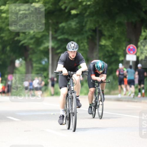 15.06.2025 - 7 Türme Triathlon Yannick Fuchs http://msf.ph/oto/8023474 15.06.2025 13:36:15 Radfahren 464, 1088, 1111, 1134 meine-sportfotos.de