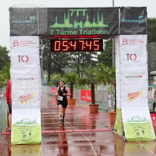 15.06.2025 - 7 Türme Triathlon Michael Strokosch http://msf.ph/oto/8023556 15.06.2025 15:47:45 Ziel 512 meine-sportfotos.de