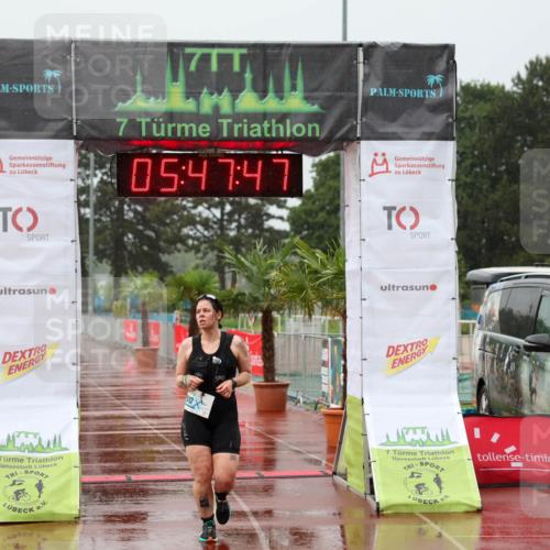 15.06.2025 - 7 Türme Triathlon Michael Strokosch http://msf.ph/oto/8023632 15.06.2025 15:47:47 Ziel 512 meine-sportfotos.de