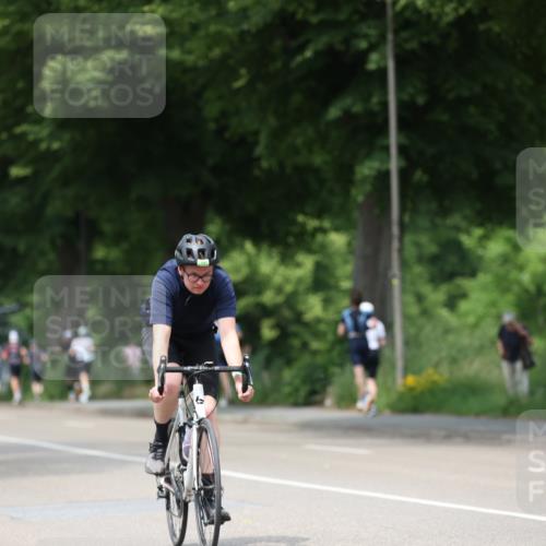 15.06.2025 - 7 Türme Triathlon Yannick Fuchs http://msf.ph/oto/8023669 15.06.2025 13:36:21 Radfahren 464, 503 meine-sportfotos.de