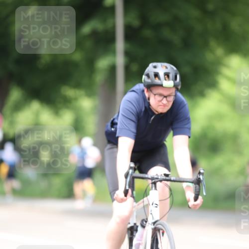 15.06.2025 - 7 Türme Triathlon Yannick Fuchs http://msf.ph/oto/8023674 15.06.2025 13:36:22 Radfahren 503 meine-sportfotos.de