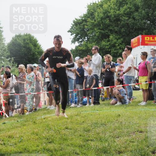 15.06.2025 - 27. Vierlanden-Triathlon KatJ http://msf.ph/oto/8023813 15.06.2025 10:56:57 Schwimmen 642, 651, 654, 688, 691, 711, 718, 755 meine-sportfotos.de