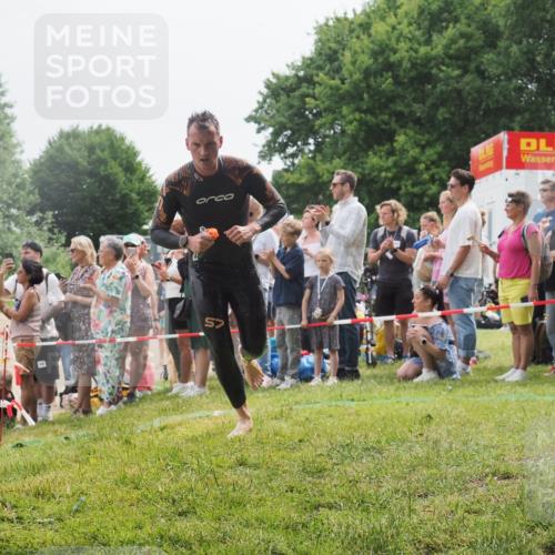 15.06.2025 - 27. Vierlanden-Triathlon KatJ http://msf.ph/oto/8023829 15.06.2025 10:56:57 Schwimmen 642, 651, 654, 688, 691, 711, 718, 755 meine-sportfotos.de